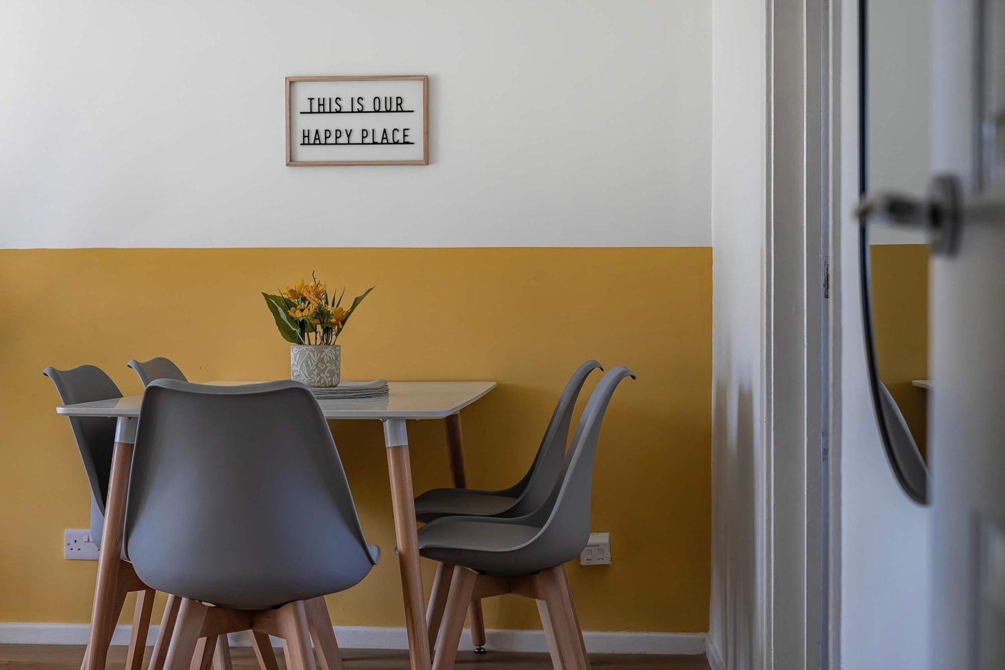 Stylish 2br Near Mcr Airport Manchester