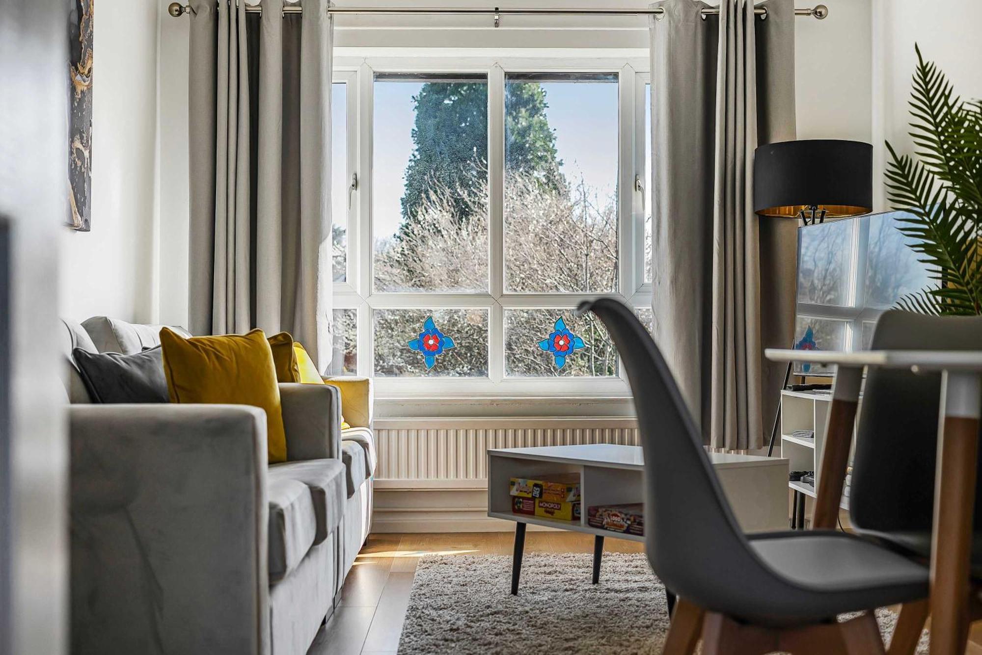 Stylish 2br Near Mcr Airport Manchester