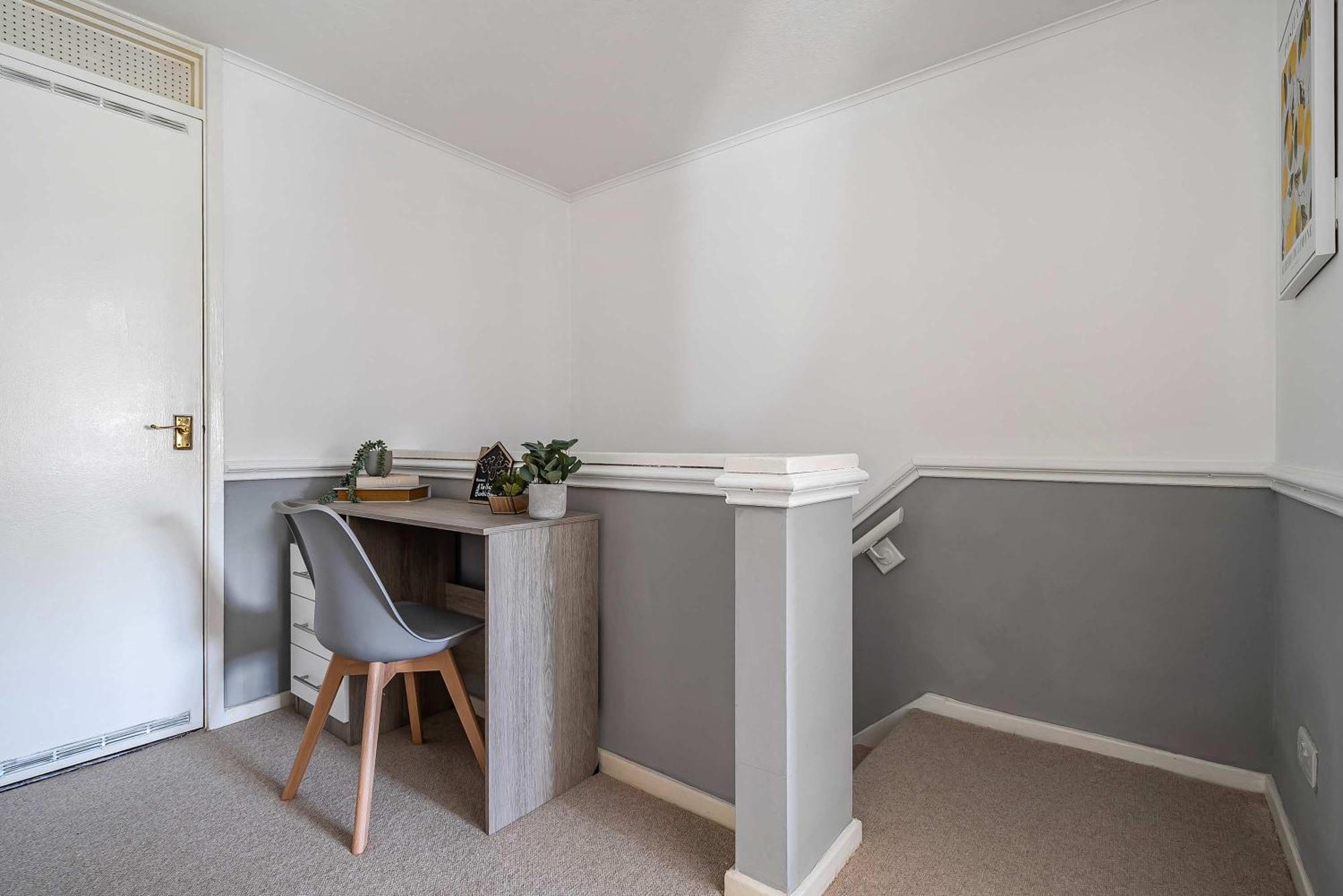 Stylish 2br Near Mcr Airport
